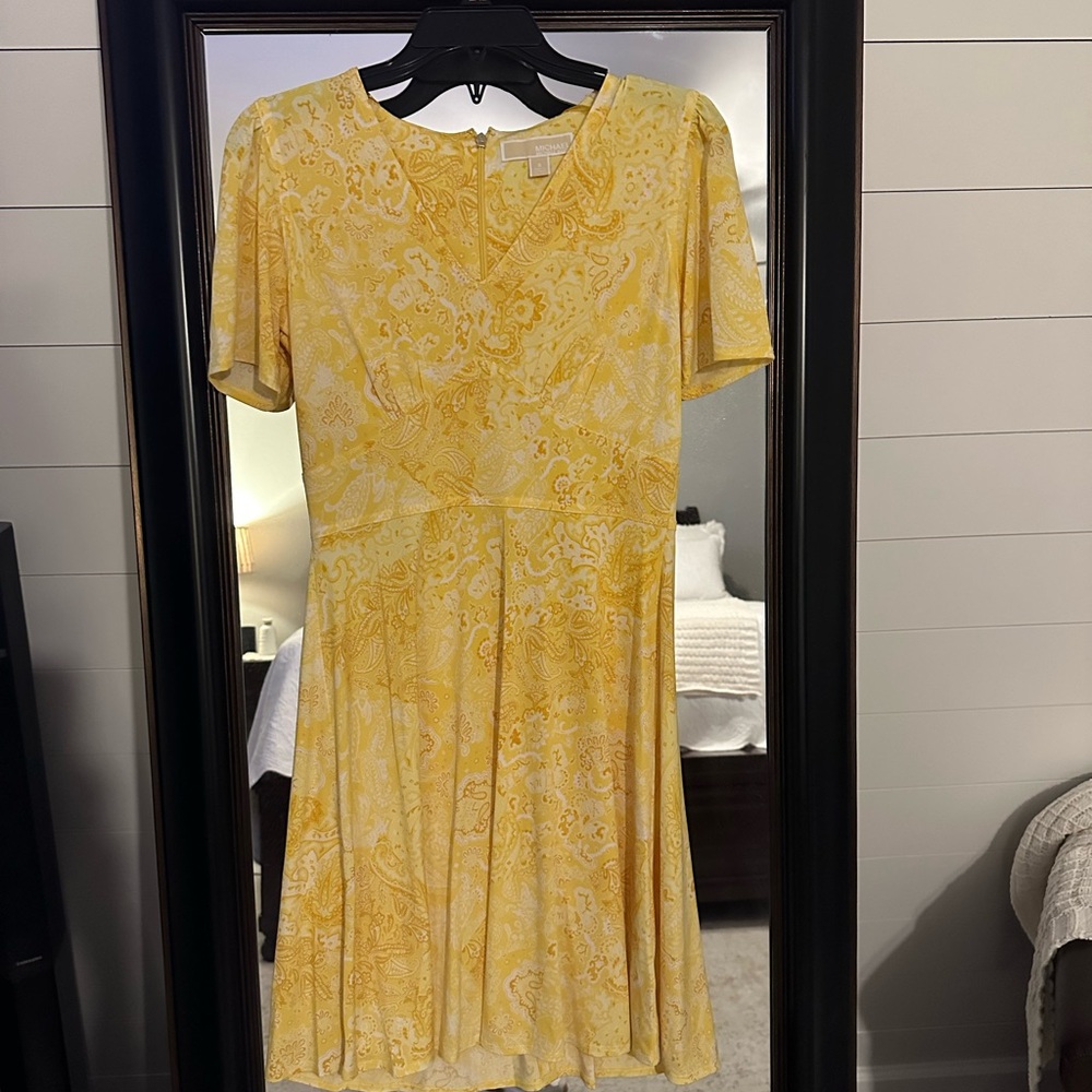 Michael Kors size S short sleeve yellow paisley/floral print short sleeve dress.